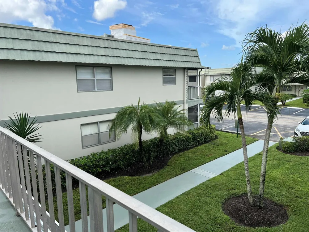78 Monaco Court Delray Beach, FL 33446