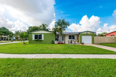 6912 NW 5TH PLACE