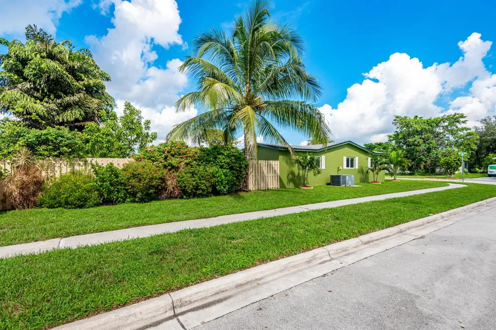 6912 NW 5TH PLACE Margate, FL 33063