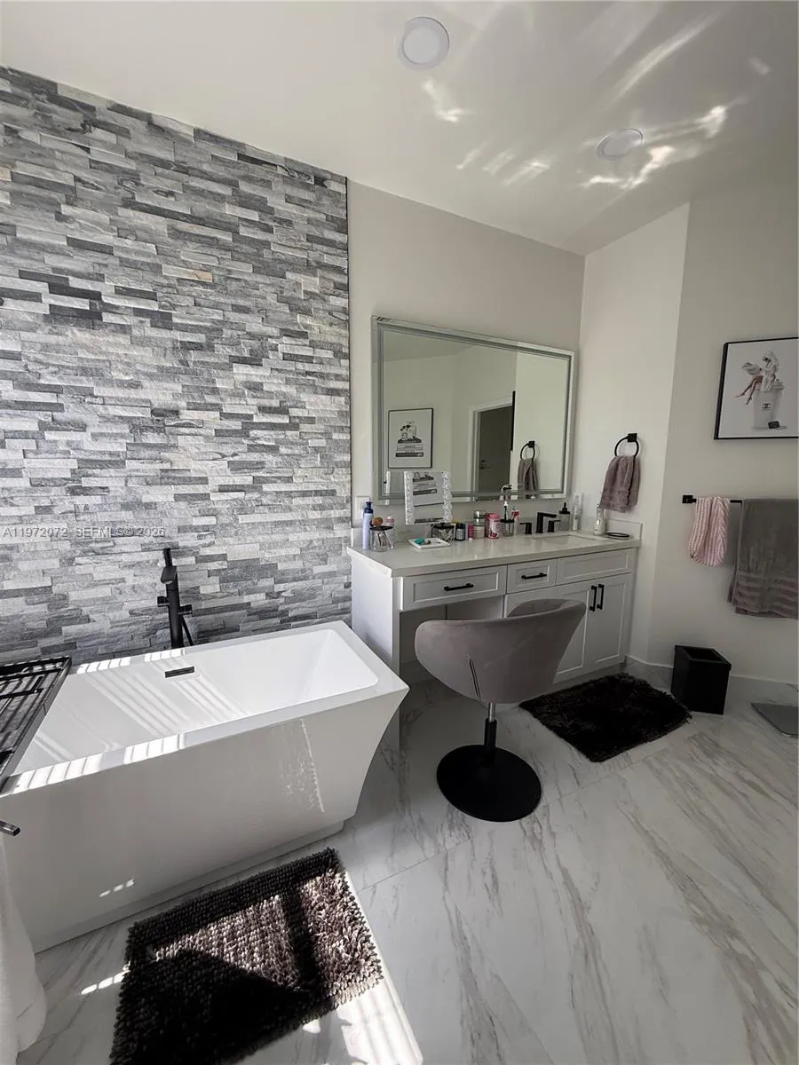 18610 SW 39th Ct Miramar, FL 33029