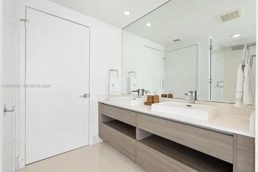 460 NE 28th St #3508 Miami, FL 33137