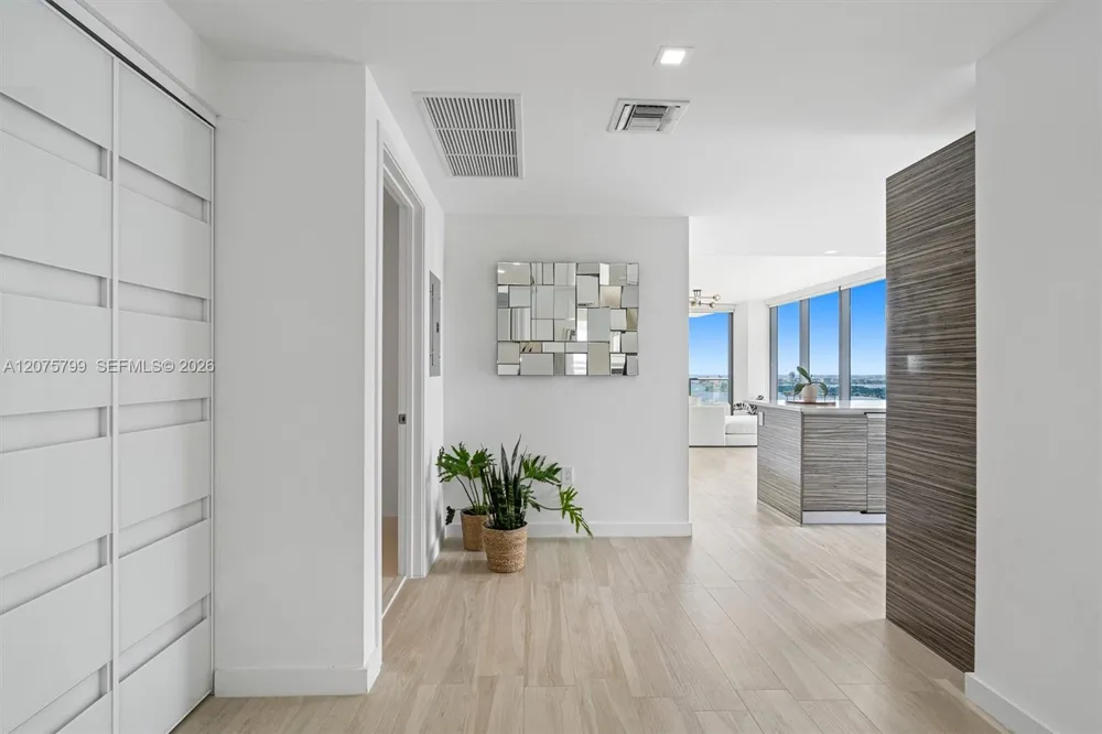 460 NE 28th St #3508 Miami, FL 33137
