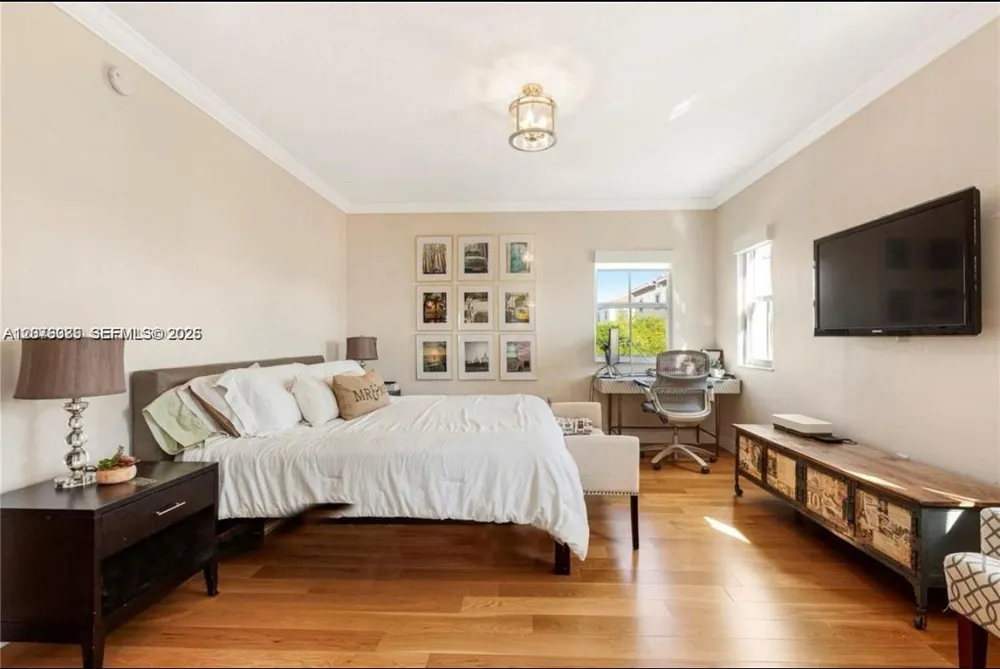 118 Zamora Ave #307 Coral Gables, FL 33134