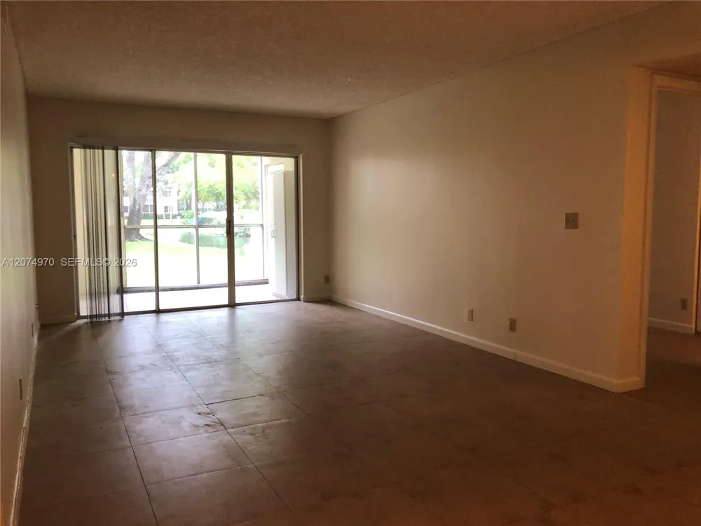 9855 Westview Dr #715 Coral Springs, FL 33076