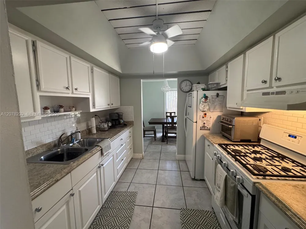 11467 SW 109th Rd #7B Miami, FL 33176