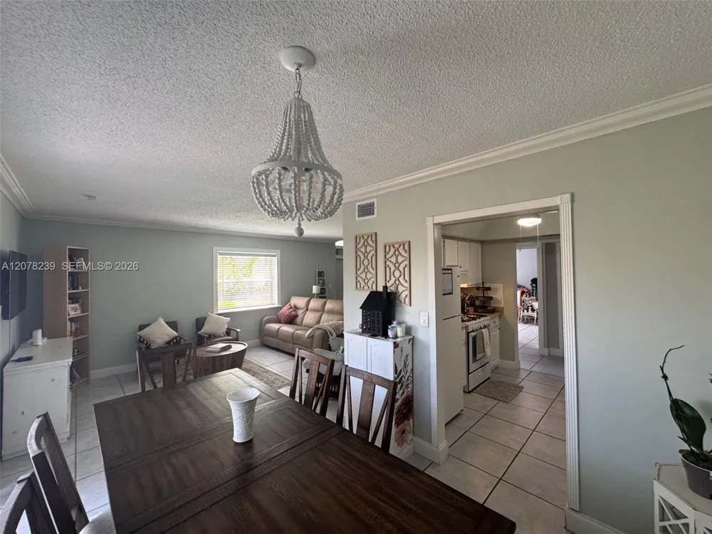 11467 SW 109th Rd #7B Miami, FL 33176