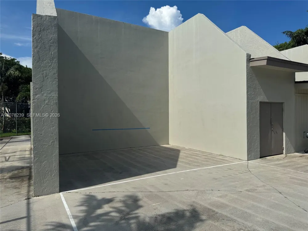 11467 SW 109th Rd #7B Miami, FL 33176