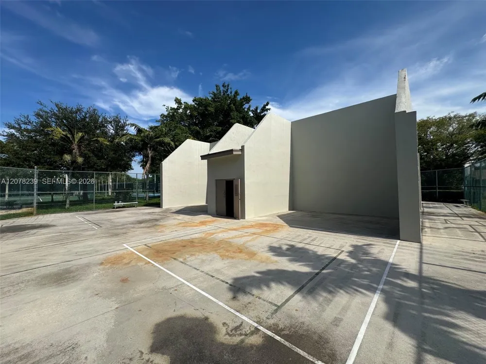 11467 SW 109th Rd #7B Miami, FL 33176