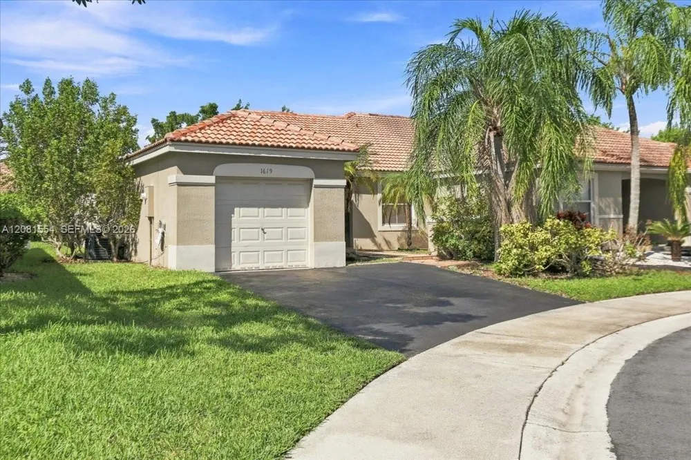 1619 Orion Ln Weston, FL 33327