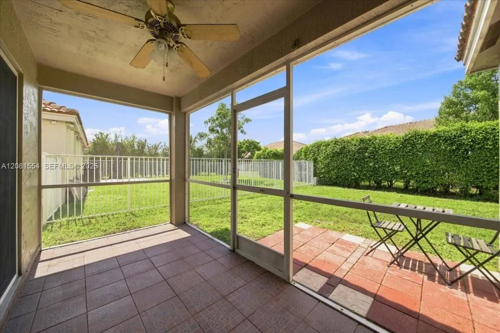 1619 Orion Ln Weston, FL 33327