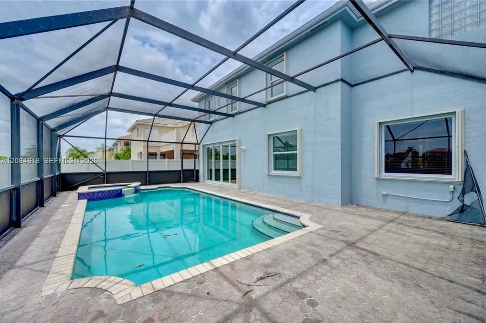 1580 SW 164th Ave Pembroke Pines, FL 33027