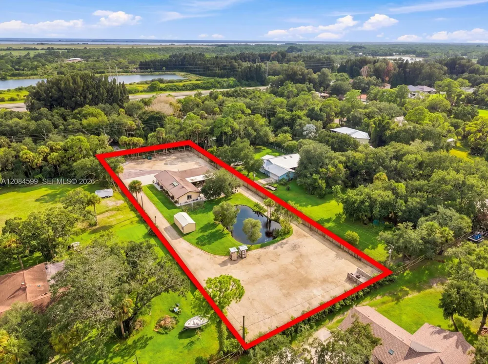 1575 HARLOCK RD Melbourne, FL 32934