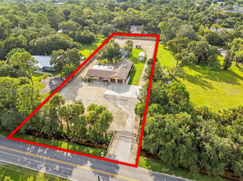 1575 HARLOCK RD Melbourne, FL 32934