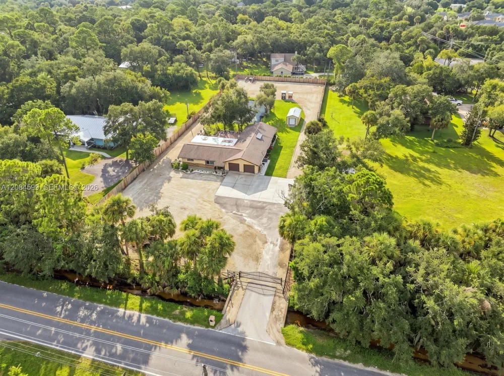 1575 HARLOCK RD Melbourne, FL 32934