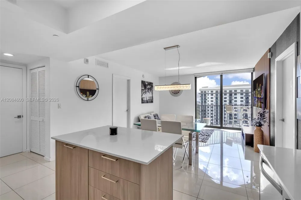 5252 NW 85th Ave #1709 Doral, FL 33166