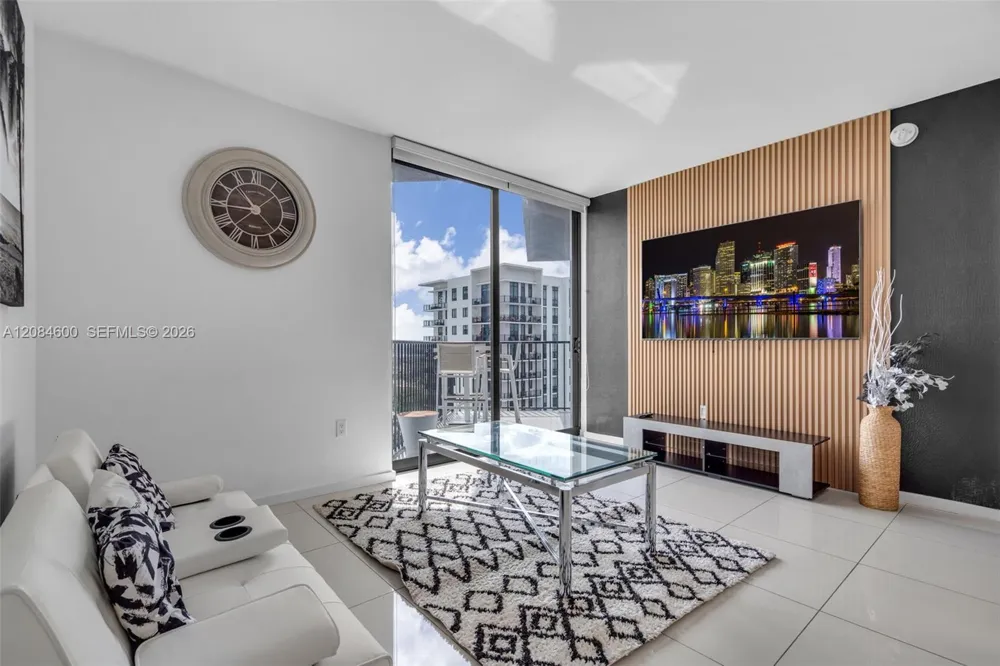 5252 NW 85th Ave #1709 Doral, FL 33166