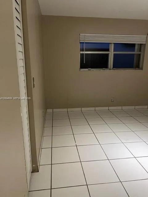 103 SE 5th St #b Dania Beach, FL 33004