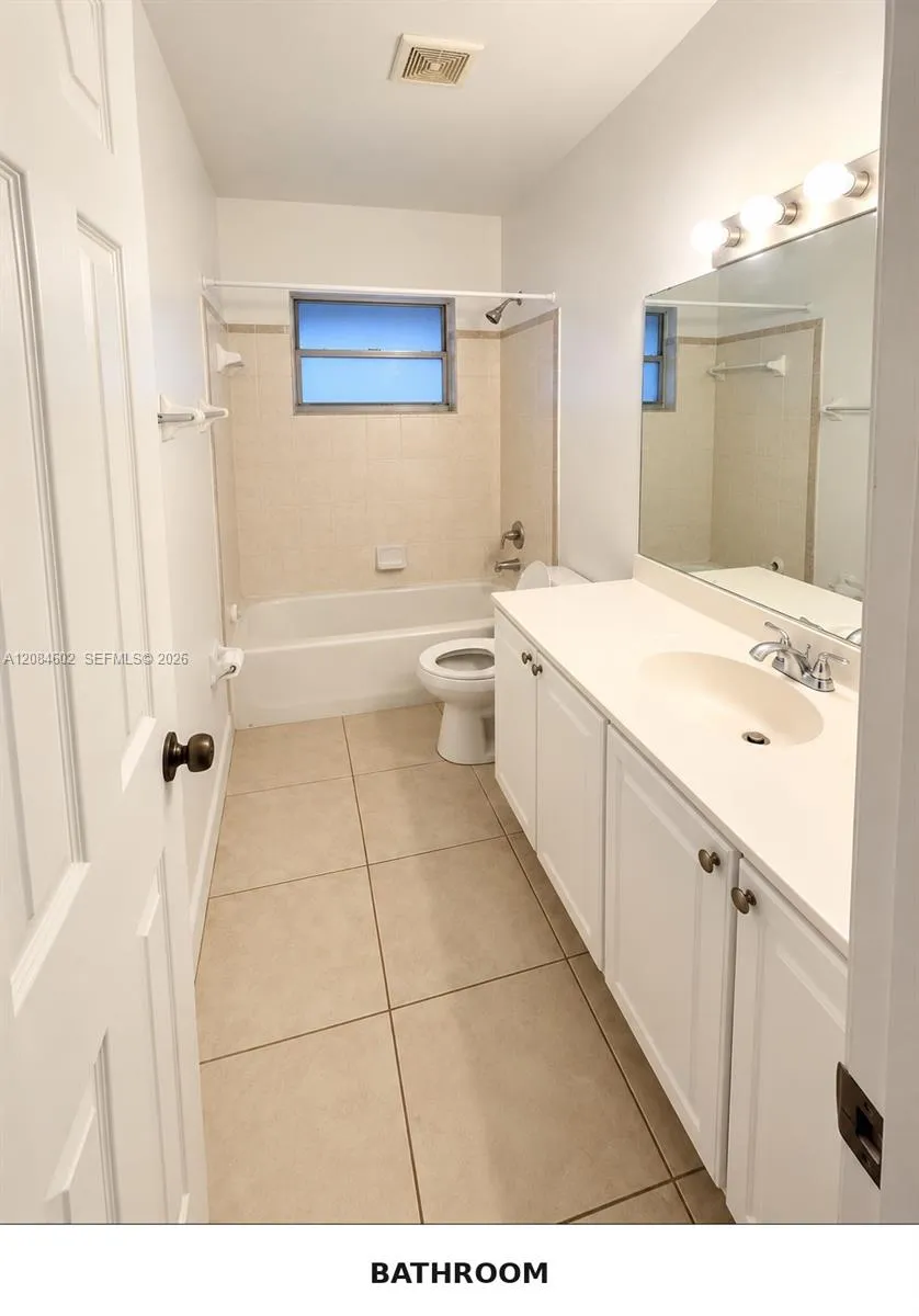 5219 SW 43rd Ter #2 Dania Beach, FL 33314