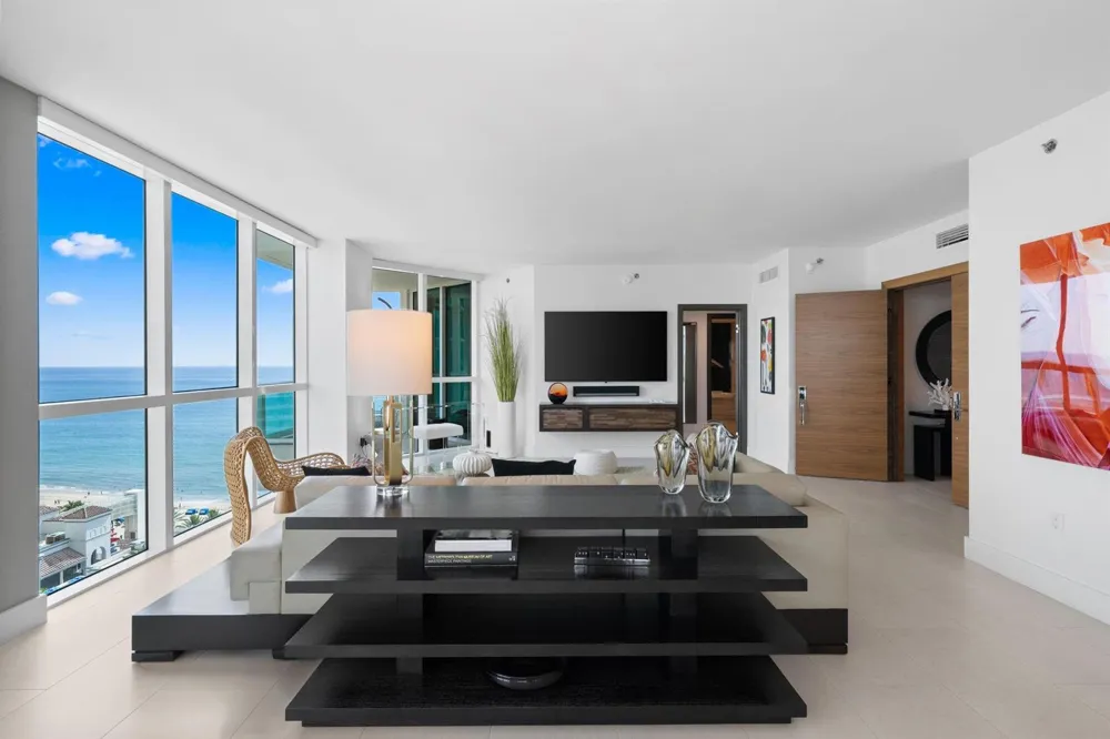 101 S Fort Lauderdale Beach Boulevard #1806 Fort Lauderdale, FL 33316