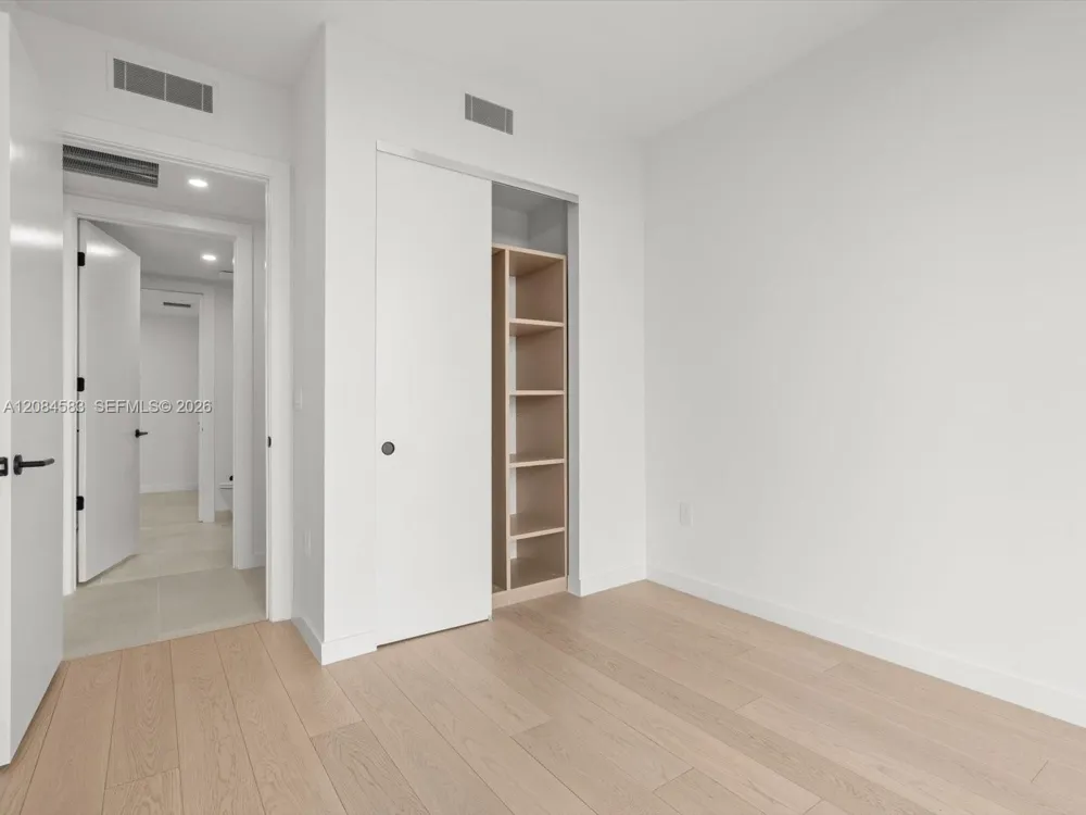 2200 Brickell Avenue #402 Miami, FL 33129