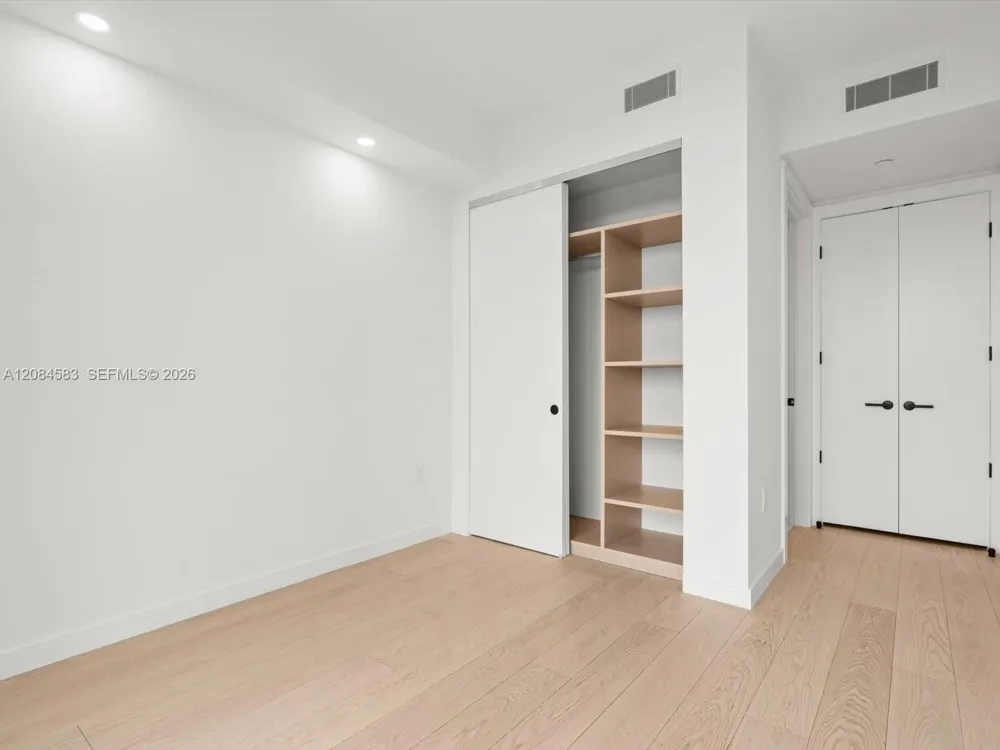 2200 Brickell Avenue #402 Miami, FL 33129