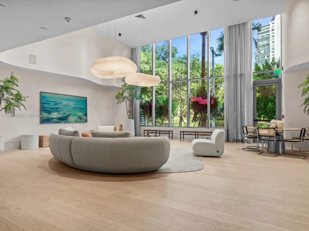 2200 Brickell Avenue #402 Miami, FL 33129