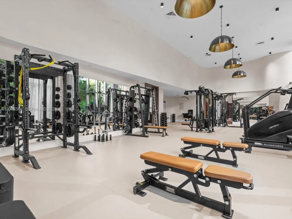 2200 Brickell Avenue #402 Miami, FL 33129