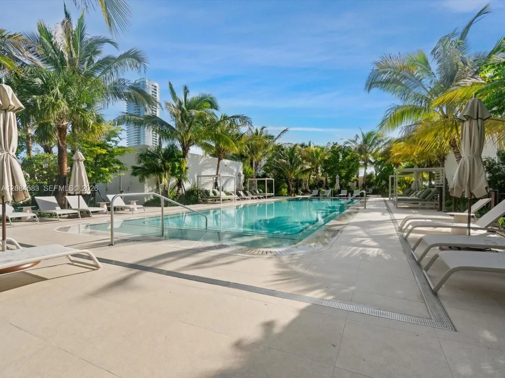 2200 Brickell Avenue #402 Miami, FL 33129