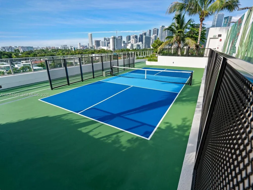 2200 Brickell Avenue #402 Miami, FL 33129