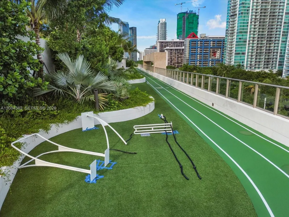 2200 Brickell Avenue #402 Miami, FL 33129