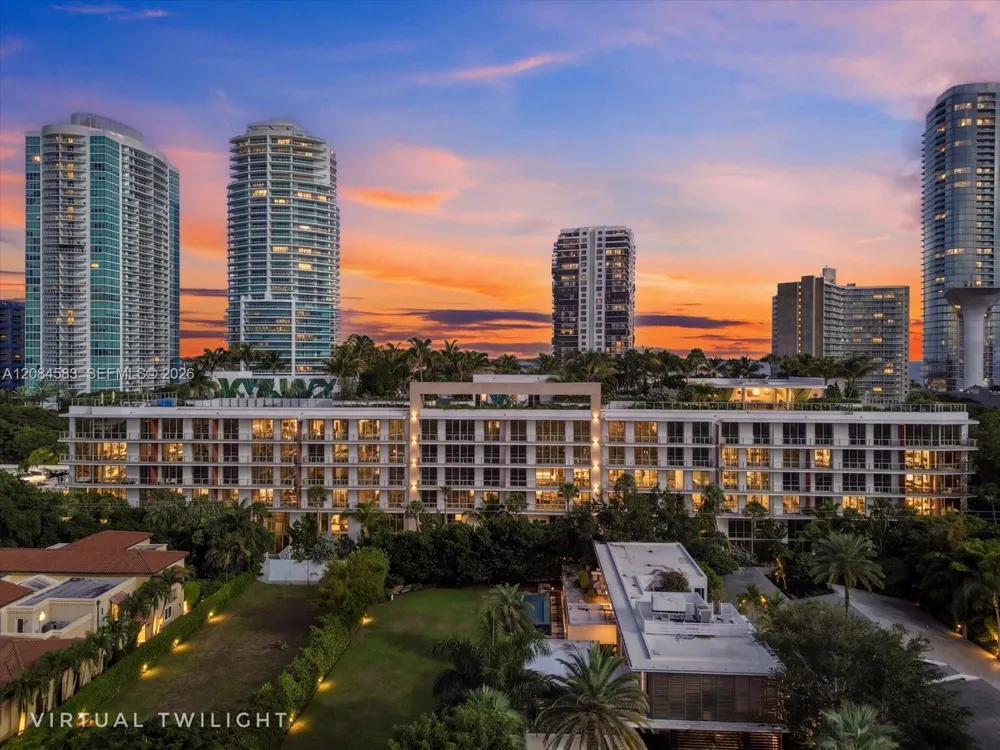 2200 Brickell Avenue #402 Miami, FL 33129