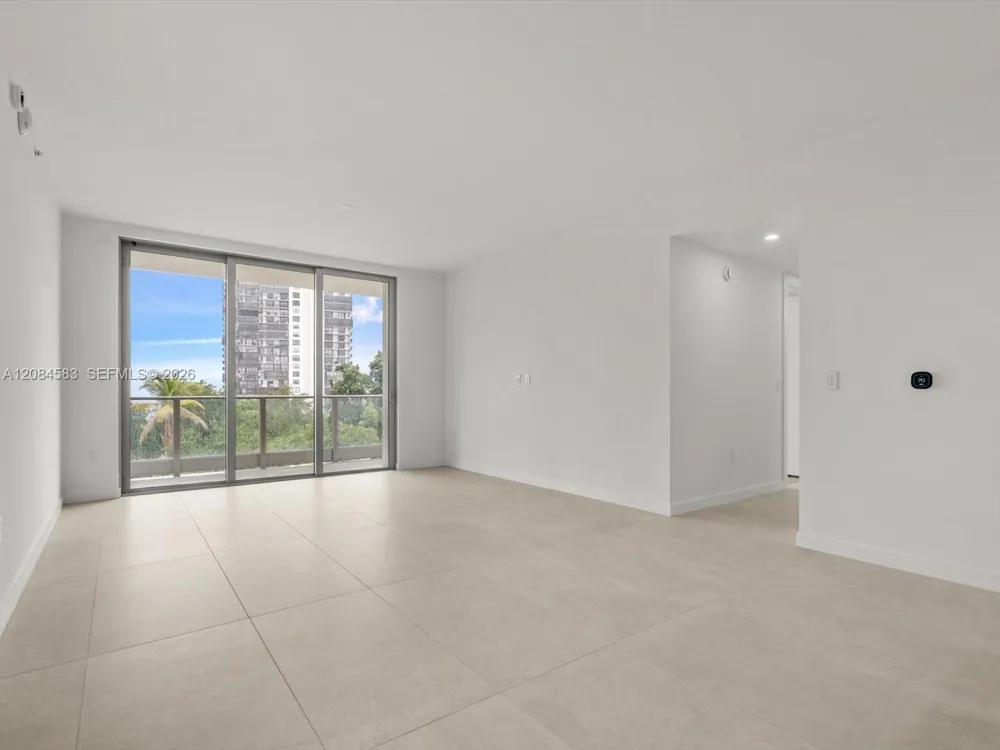 2200 Brickell Avenue #402 Miami, FL 33129
