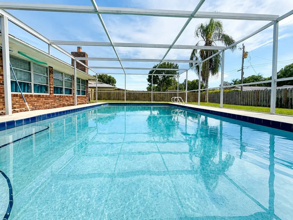 1365 29TH AVENUE Vero Beach, FL 32960