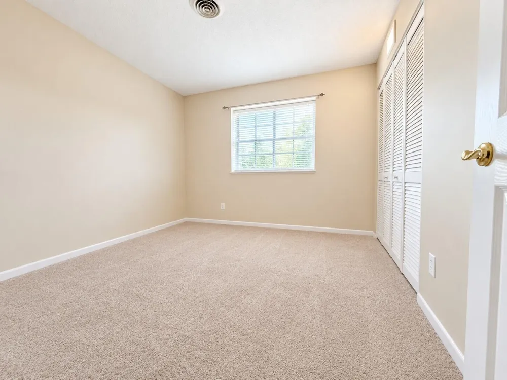 1365 29TH AVENUE Vero Beach, FL 32960