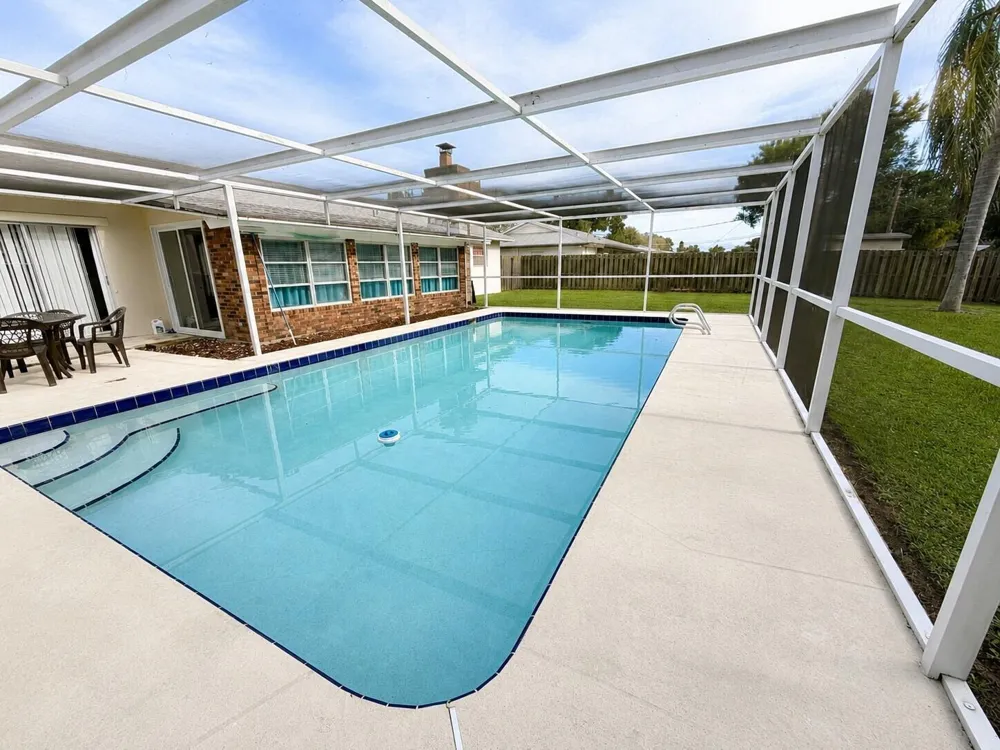 1365 29TH AVENUE Vero Beach, FL 32960