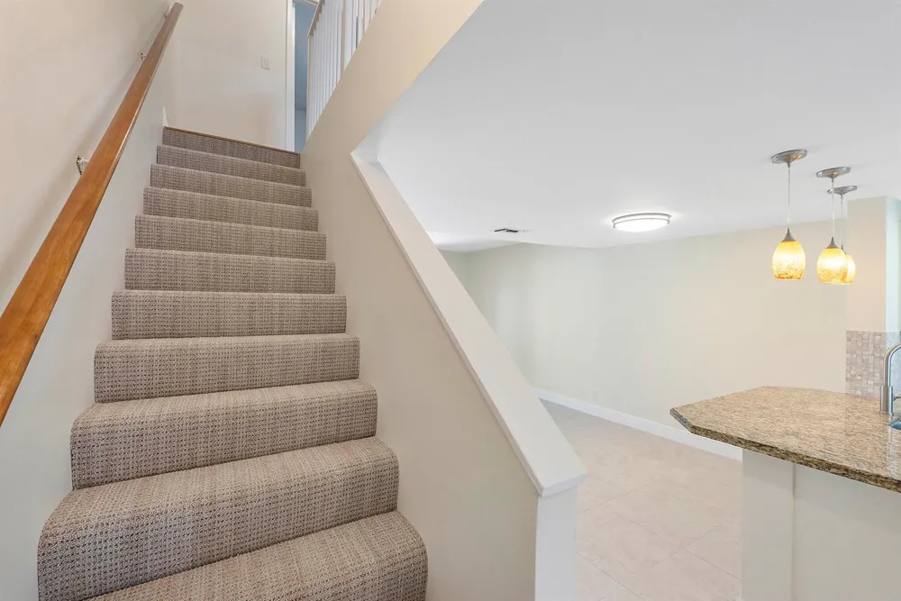 2571 NE 15TH STREET Pompano Beach, FL 33062