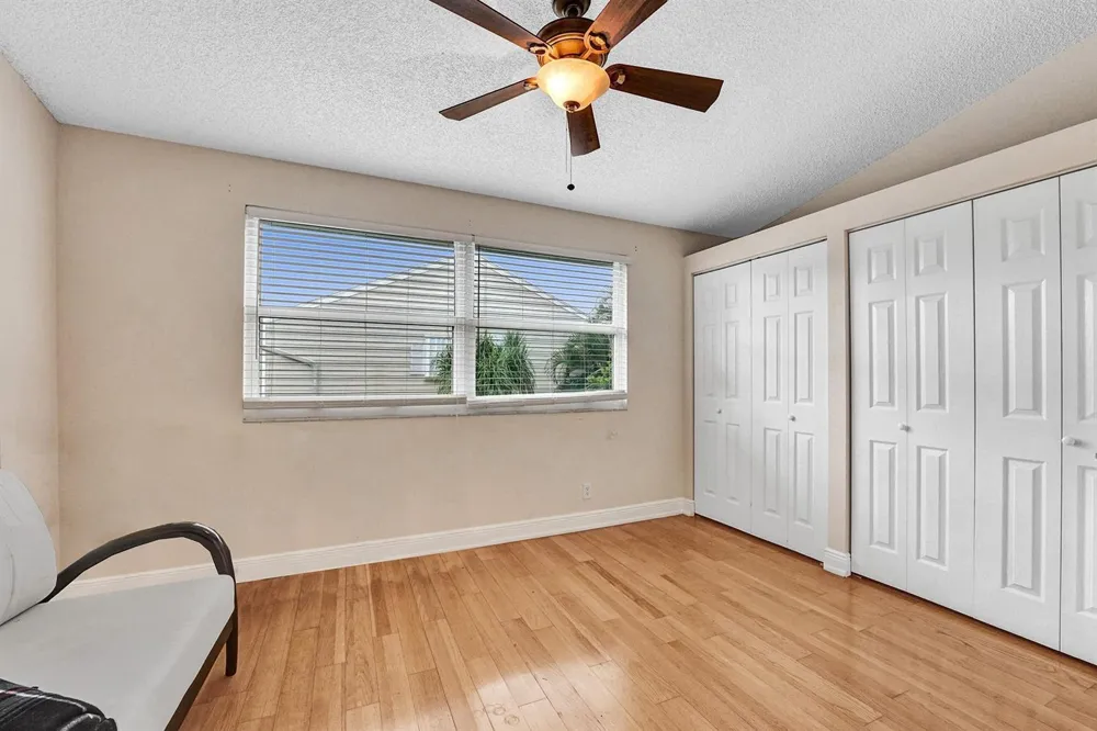 2571 NE 15TH STREET Pompano Beach, FL 33062