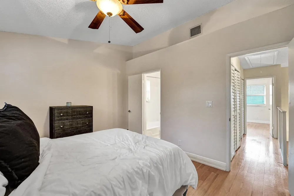 2571 NE 15TH STREET Pompano Beach, FL 33062