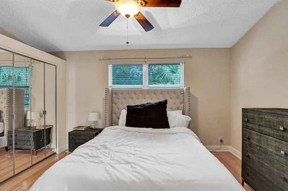 2571 NE 15TH STREET Pompano Beach, FL 33062