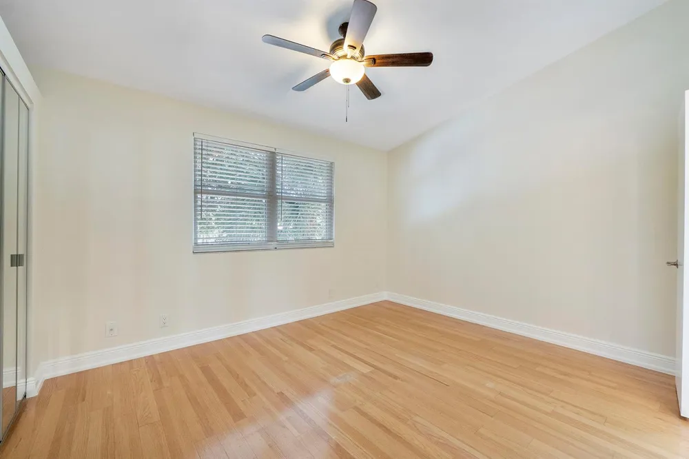 2571 NE 15TH STREET Pompano Beach, FL 33062