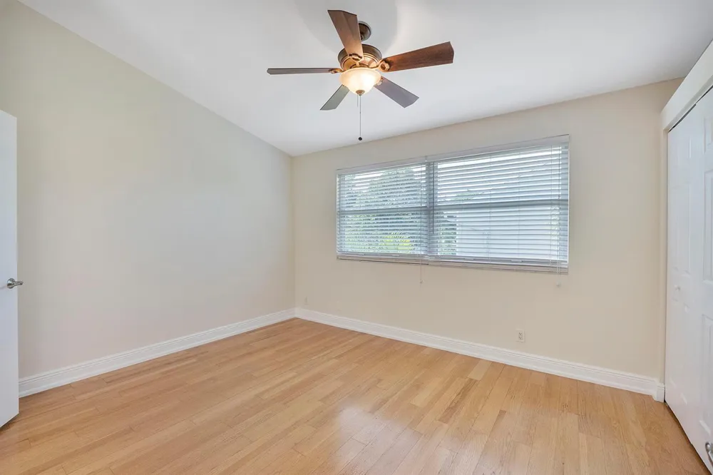 2571 NE 15TH STREET Pompano Beach, FL 33062