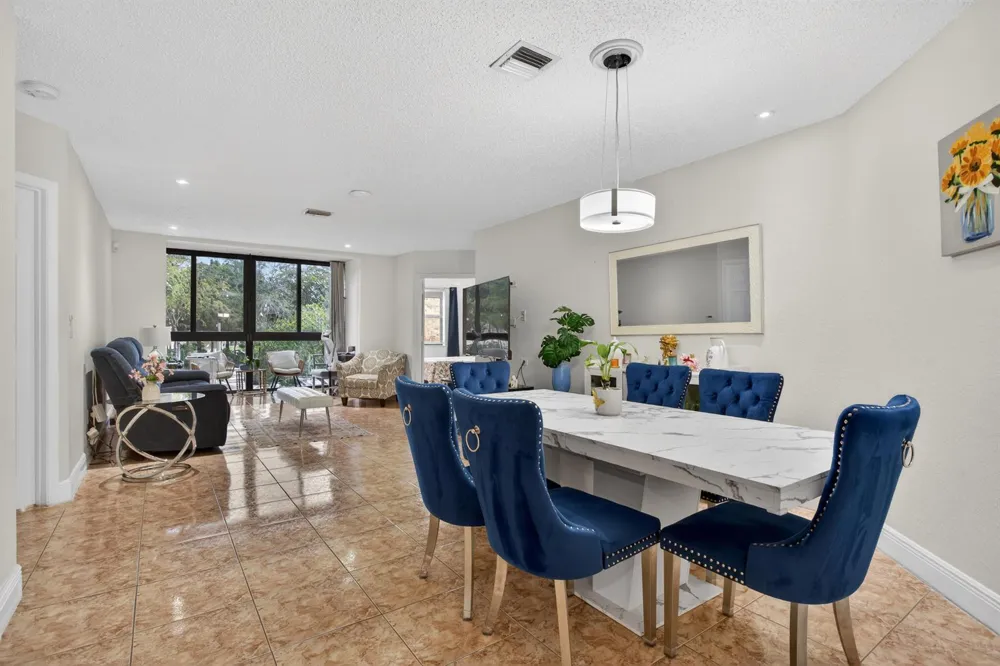 4151 CORAL TREE CIRCLE #251 Coconut Creek, FL 33073