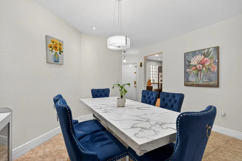 4151 CORAL TREE CIRCLE #251 Coconut Creek, FL 33073