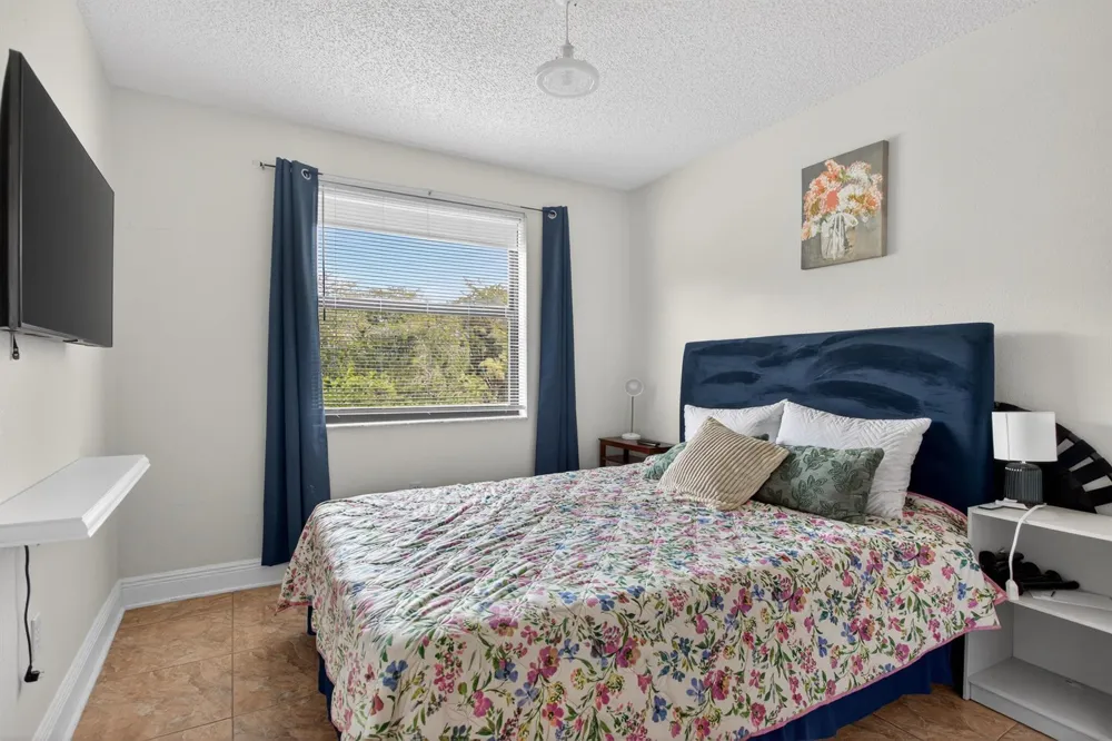 4151 CORAL TREE CIRCLE #251 Coconut Creek, FL 33073