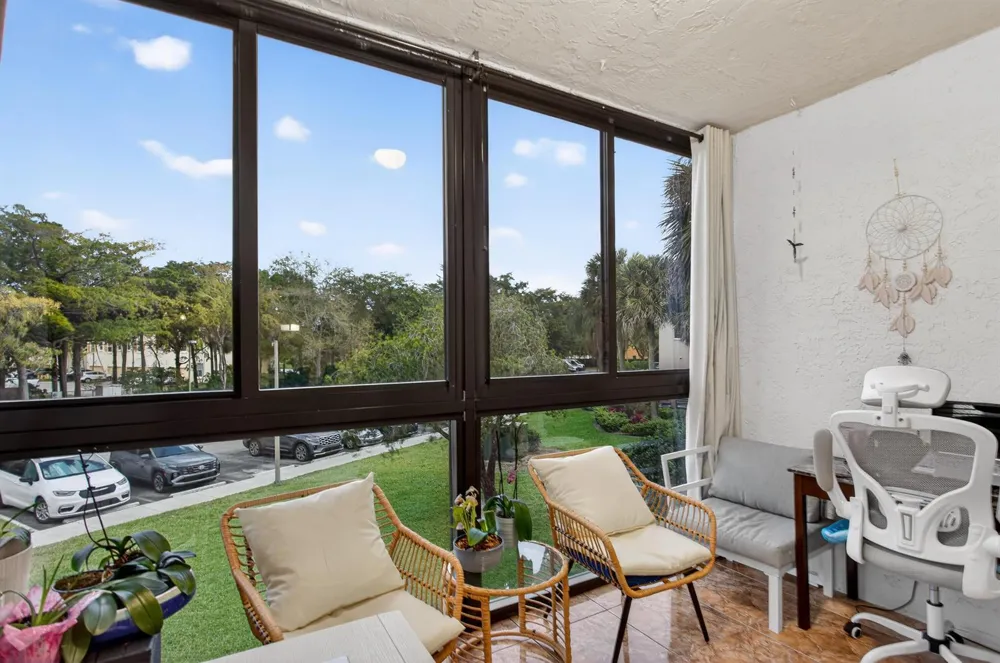 4151 CORAL TREE CIRCLE #251 Coconut Creek, FL 33073
