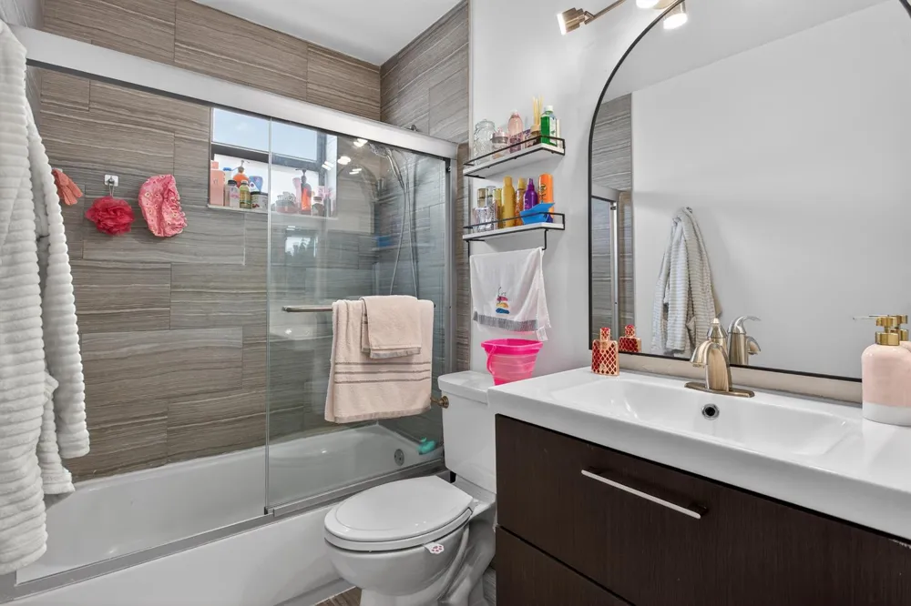 4151 CORAL TREE CIRCLE #251 Coconut Creek, FL 33073