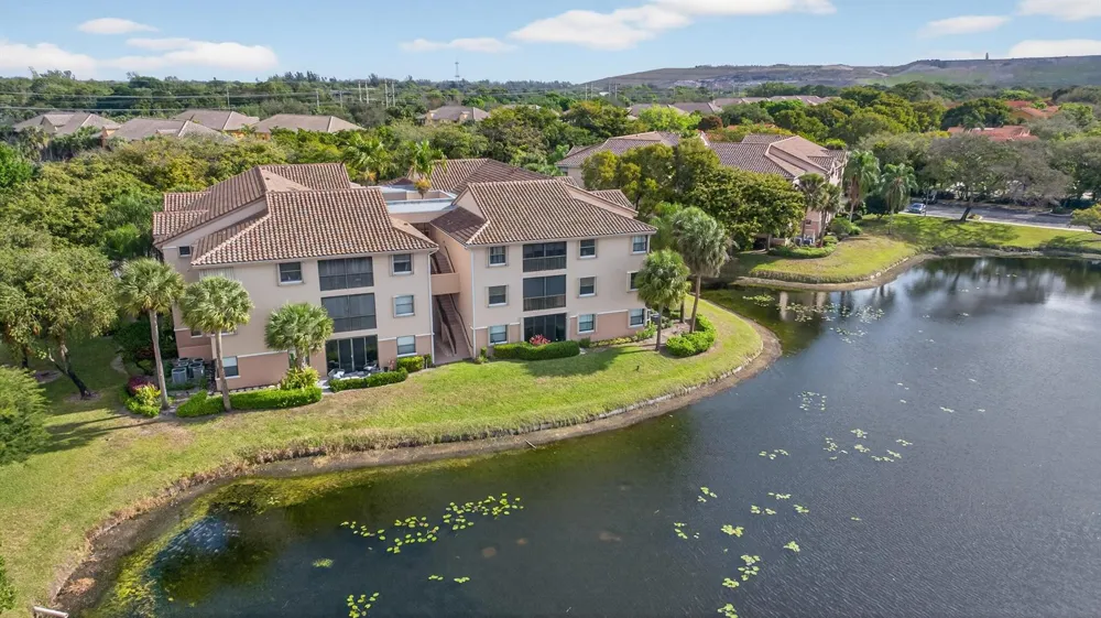 4151 CORAL TREE CIRCLE #251 Coconut Creek, FL 33073