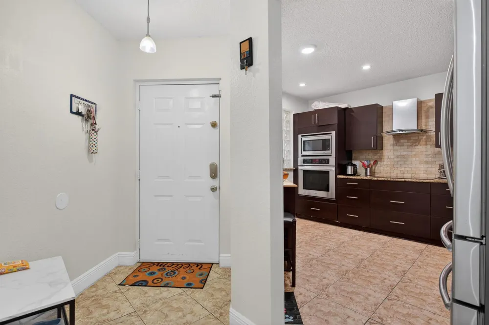 4151 CORAL TREE CIRCLE #251 Coconut Creek, FL 33073