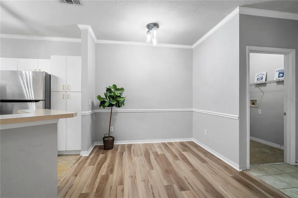 3615 CONROY ROAD #614 Orlando, FL 32839