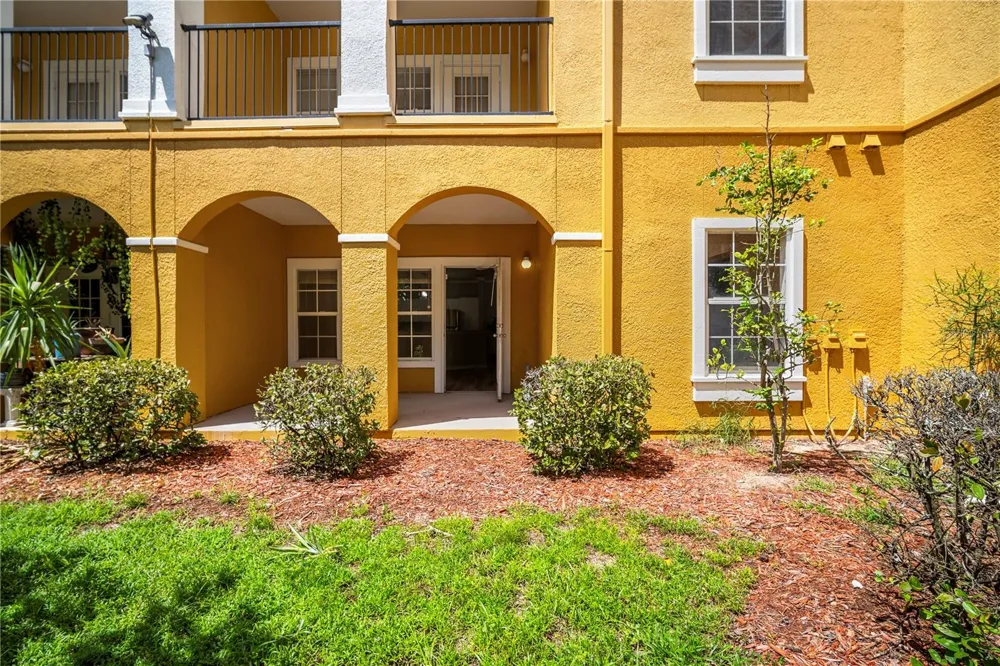 3615 CONROY ROAD #614 Orlando, FL 32839